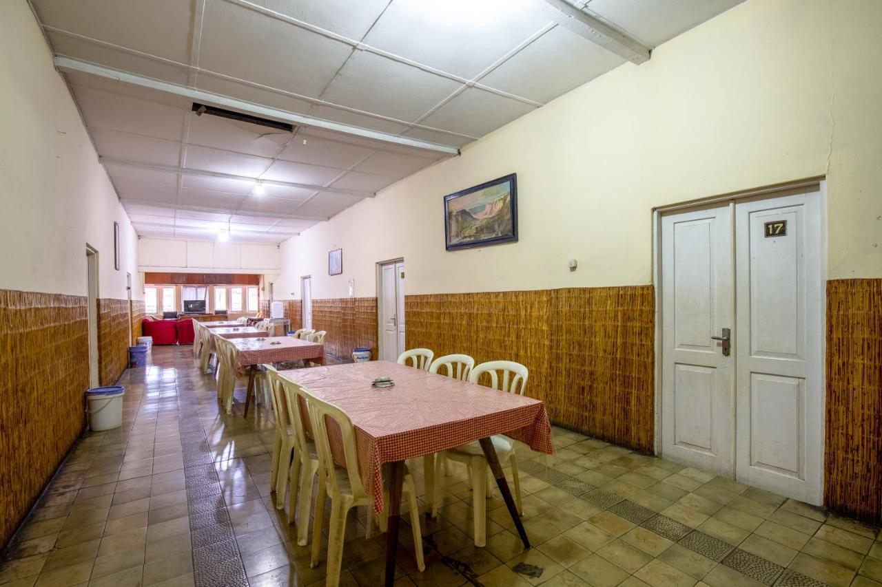 Hotel Jogja Букитинги Екстериор снимка